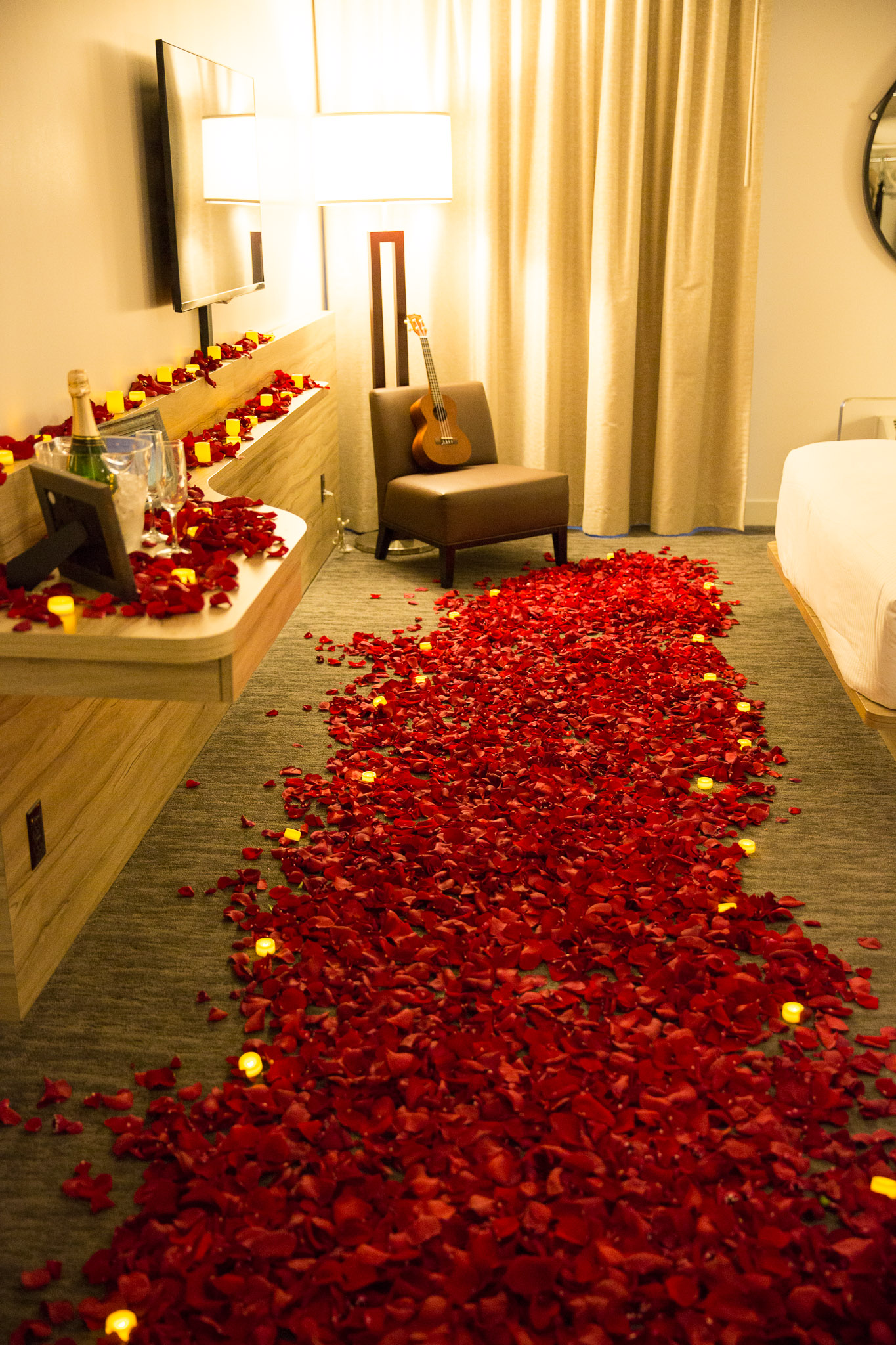  Romantic  Room  Marriage Proposal in Las Vegas with Ring 