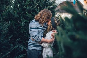 dos and donts of a holiday engagement